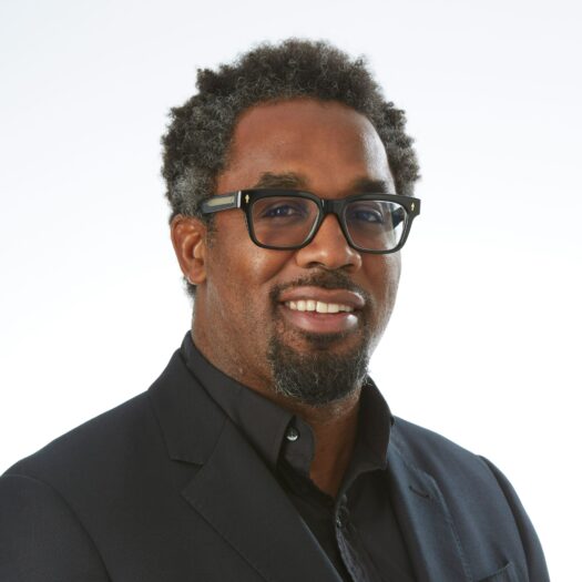 Dhani Jones photo